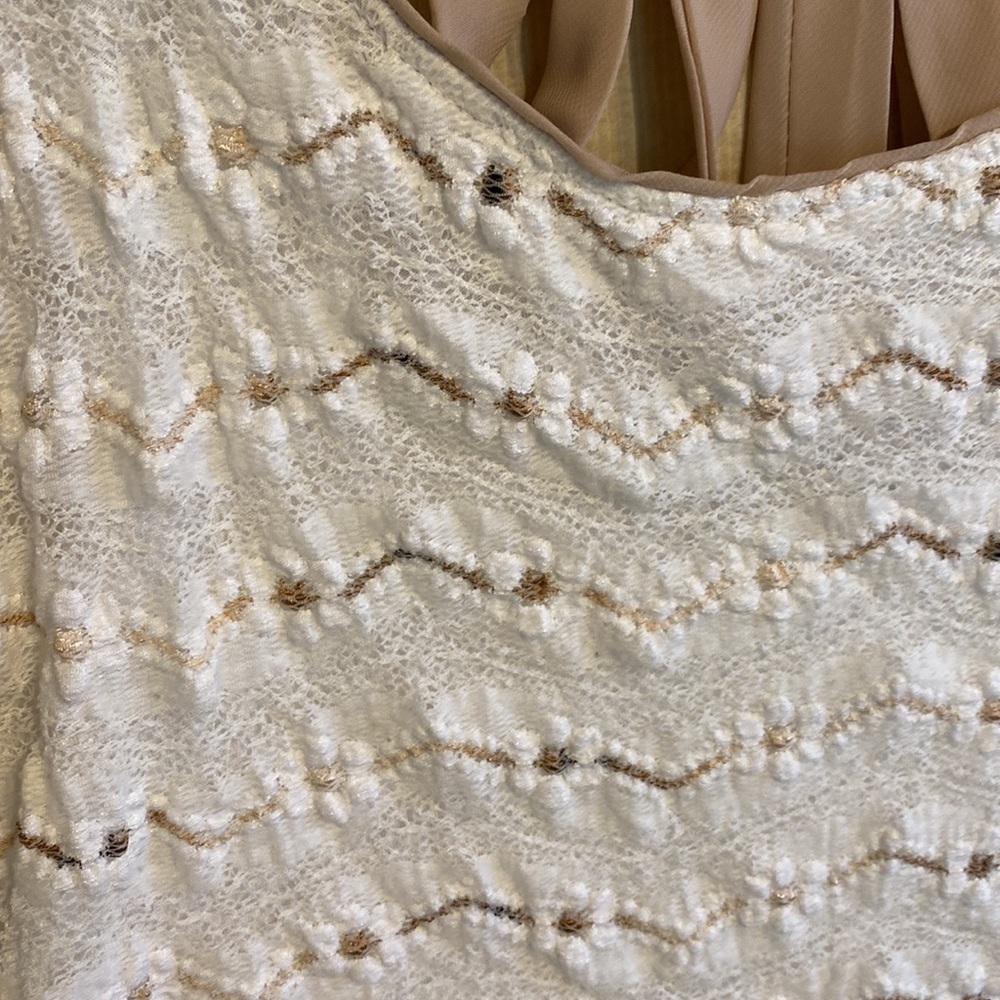 Lace crop top - Picture 2 of 5